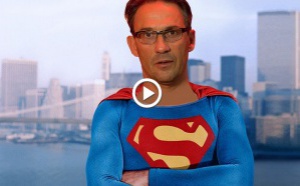 Julien Courbet se fait insulter à l'antenne